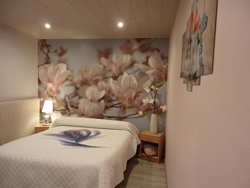 Le P'Tit Bonheur Bed and Breakfast Chilly-sur-Salins Rum bild