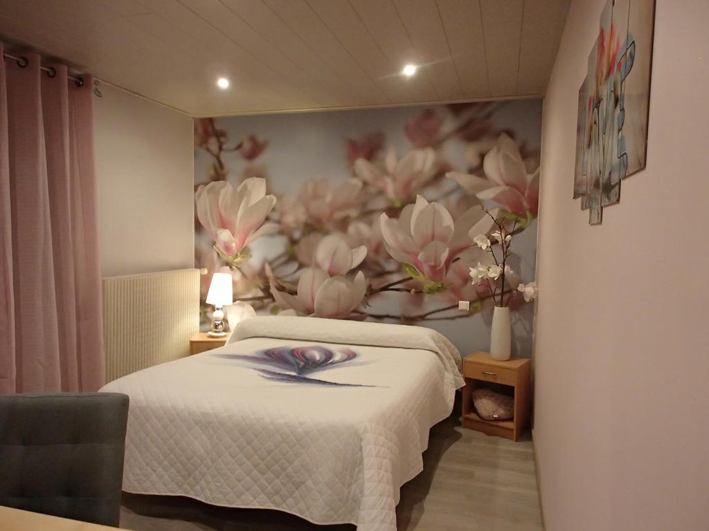 Le P'Tit Bonheur Bed and Breakfast Chilly-sur-Salins Rum bild