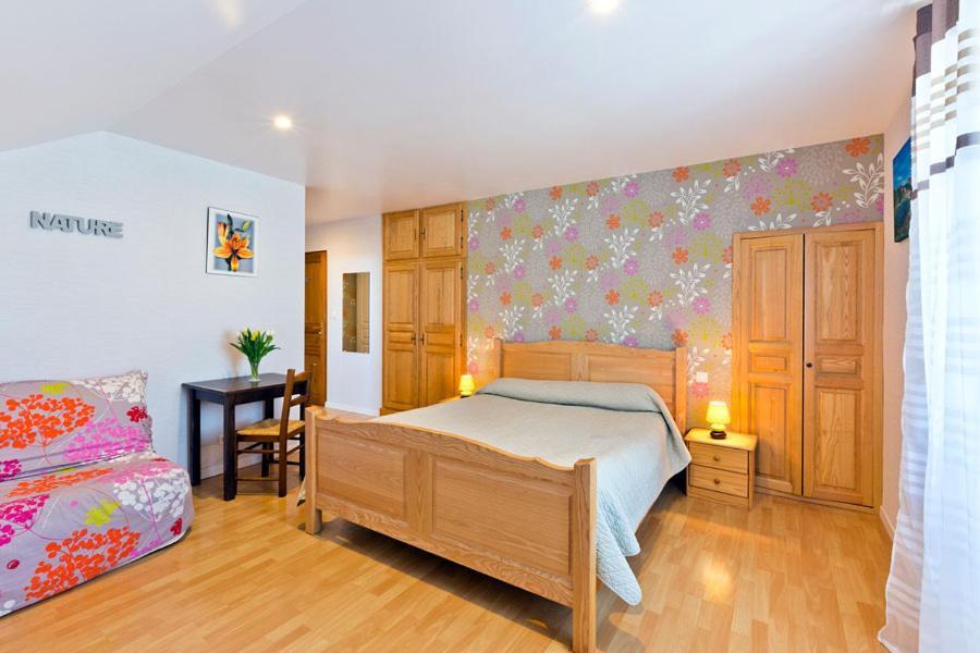 Le P'Tit Bonheur Bed and Breakfast Chilly-sur-Salins Exteriör bild